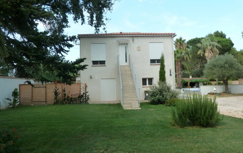 Location de vacances - Appartement à Montescot - le jardin