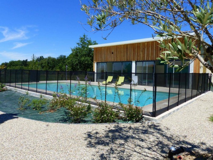 Location de vacances - Gîte à Esclottes - Piscine sécurisée