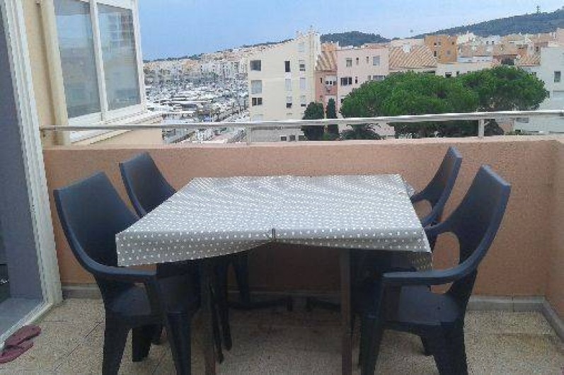 Location de vacances - Appartement à Agde - terrasse vue port