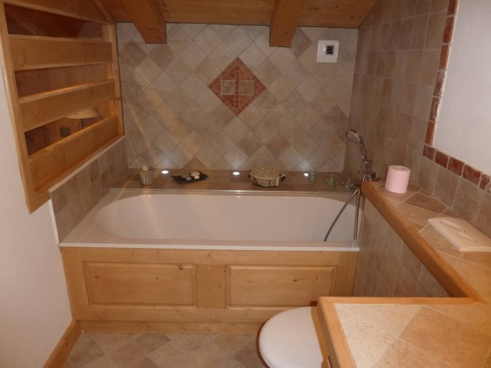 Location de vacances - Chalet à Megève - salle de bain