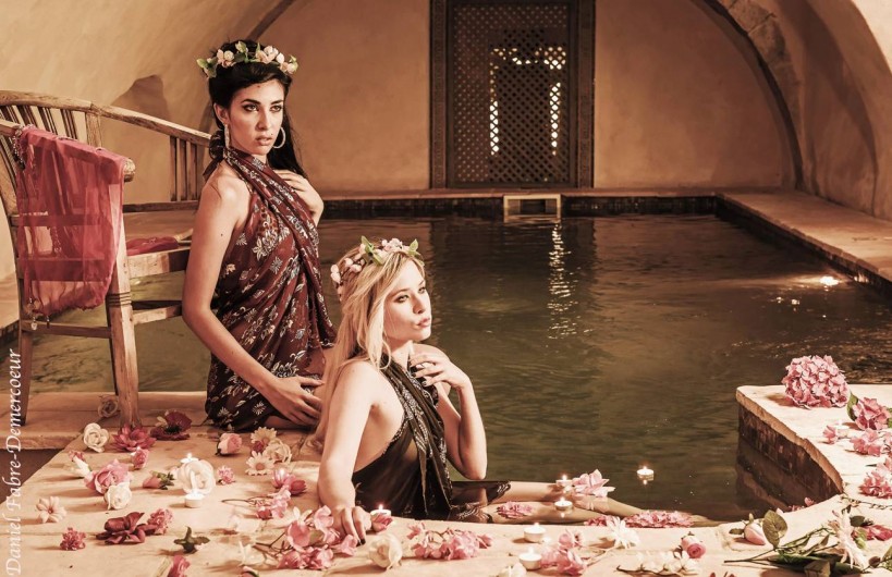 Location de vacances - Château - Manoir à Bourg-Saint-Andéol - piscine interieure 