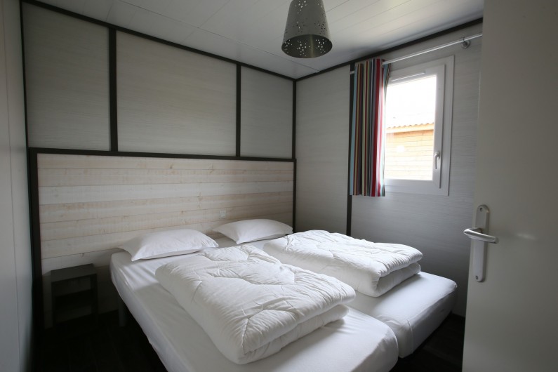 Location de vacances - Bungalow - Mobilhome à Millau - Chalet du Tarn (chambre, max 4 personnes)
