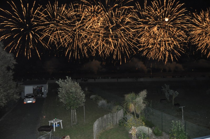 Location de vacances - Villa à Manhattan - Feu d'artifice face à la villa