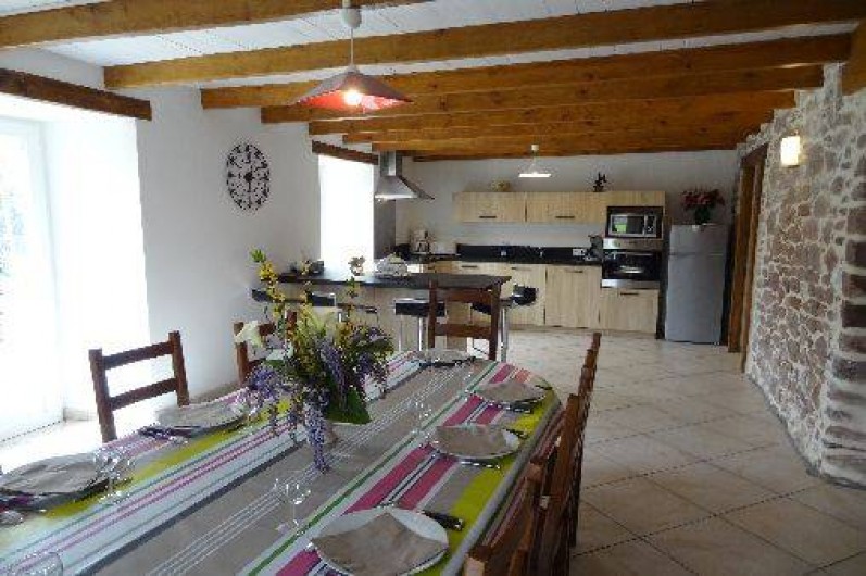 Location de vacances - Villa à Bidarray - pièce de vie trés spacieuse et agréable