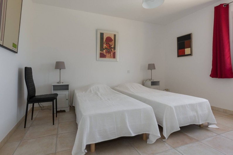 Location de vacances - Villa à Argilliers - chambre 2