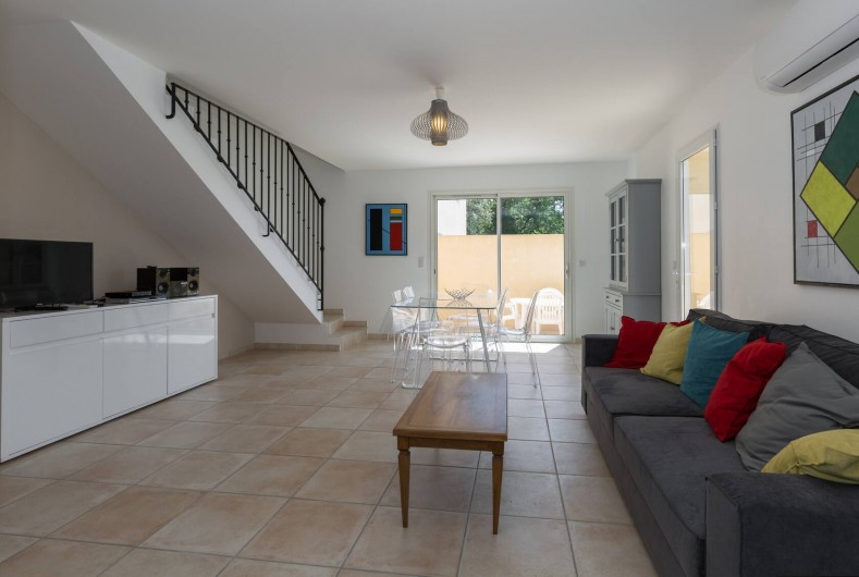 Location de vacances - Villa à Argilliers - séjour