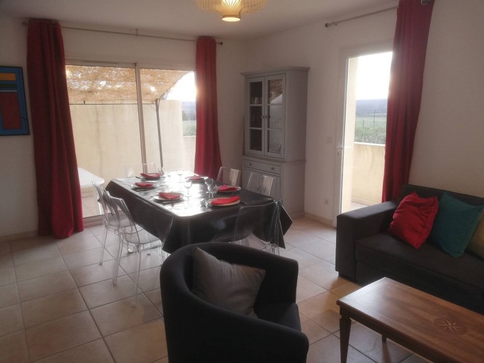 Location de vacances - Villa à Argilliers - séjour