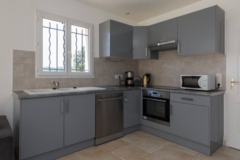 Location de vacances - Villa à Argilliers - cuisine