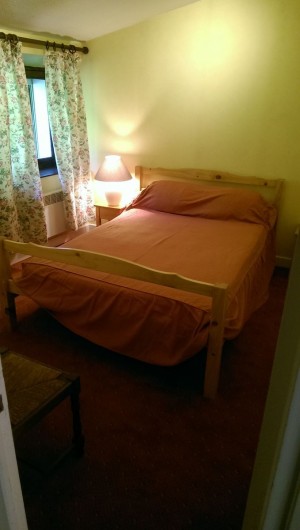 Location de vacances - Appartement à Sengouagnet - Chambre 2 Lit en 140 Placard de rangement