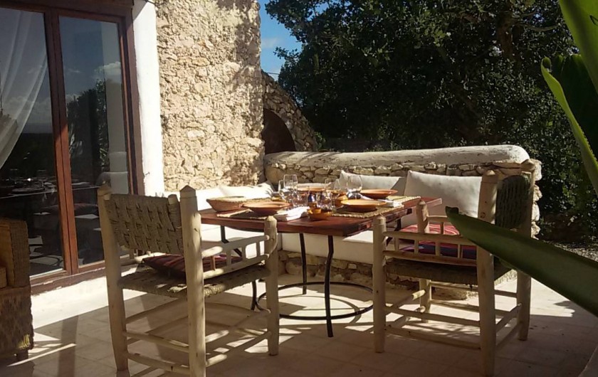 Location de vacances - Villa à Essaouira - l une des 2 terrasses avec barbecues
