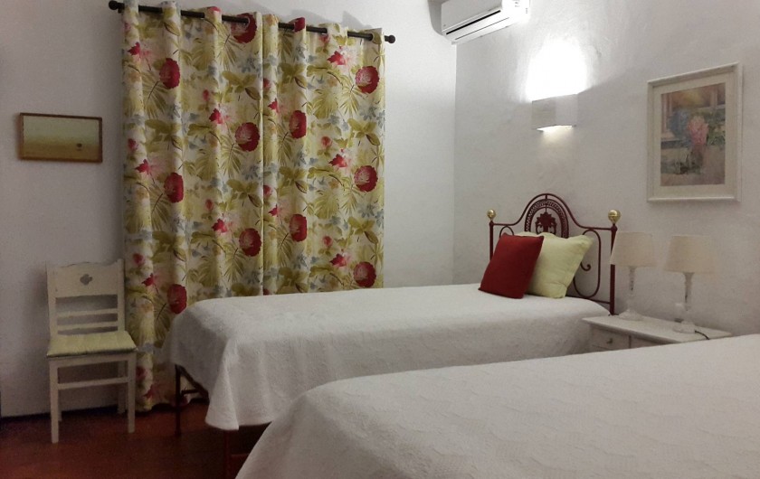 Location de vacances - Villa à Albufeira - Chambre Grená (2 lits simples)