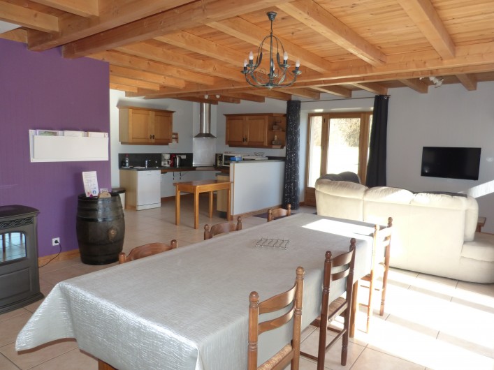 Location de vacances - Gîte à Saint-Chély-d'Apcher - Pièce à vivre