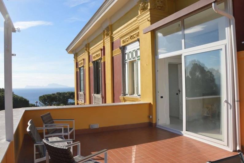 Location de vacances - Appartement à Naples - Terrasse avec vue sur Capri