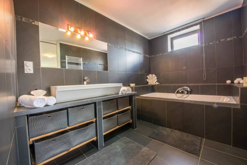 Location de vacances - Mas à Visan - Salle d'eau