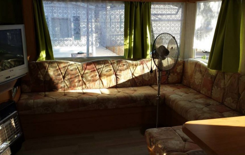 Location de vacances - Bungalow - Mobilhome à Le Muy - Salon