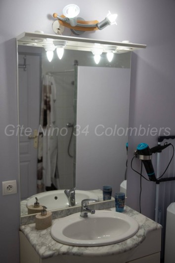 Location de vacances - Appartement à Colombiers - Vue depuis l'entrée principale