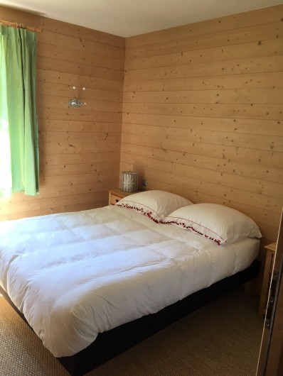 Location de vacances - Chalet à Les Contamines-Montjoie - Les 3 chambres identiques en bas