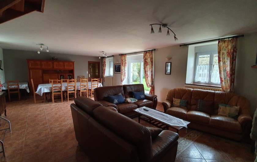 Location de vacances - Gîte à Saint-Gouéno - Salle à manger et salon Living and dining room