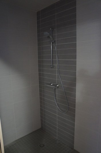 Location de vacances - Gîte à Saint-Gouéno - Douche rez-de'chaussée Shower downstairs